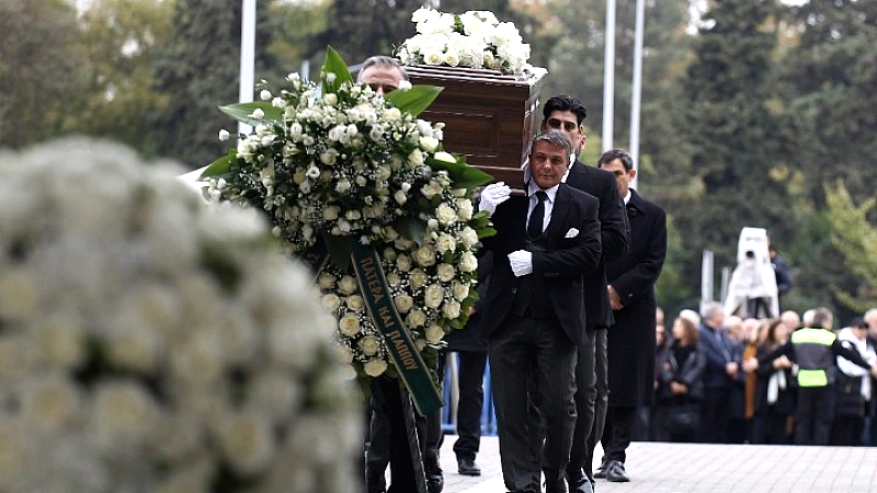 Συγκινητική πολιτική κηδεία για τον Γιάννη Μπουτάρη στη Θεσσαλονίκη