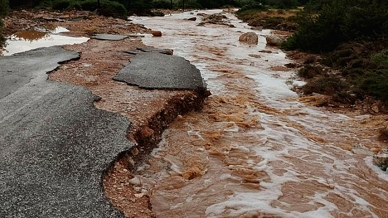 Σημαντική πρόοδος στην αποκατάσταση οδικών και σιδηροδρομικών έργων 1,35 δισ. ευρώ στη Θεσσαλία και Στερεά Ελλάδα μετά τις πλημμύρες