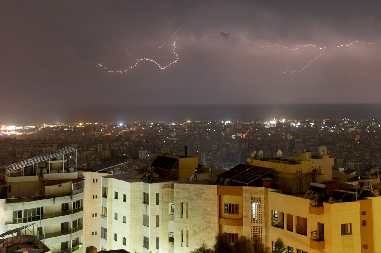 Λίβανος – Συρία: Ισραηλινή επιδρομή σε συνοριακό φυλάκιο – Πλήγματα σε ανθρωπιστικές δομές