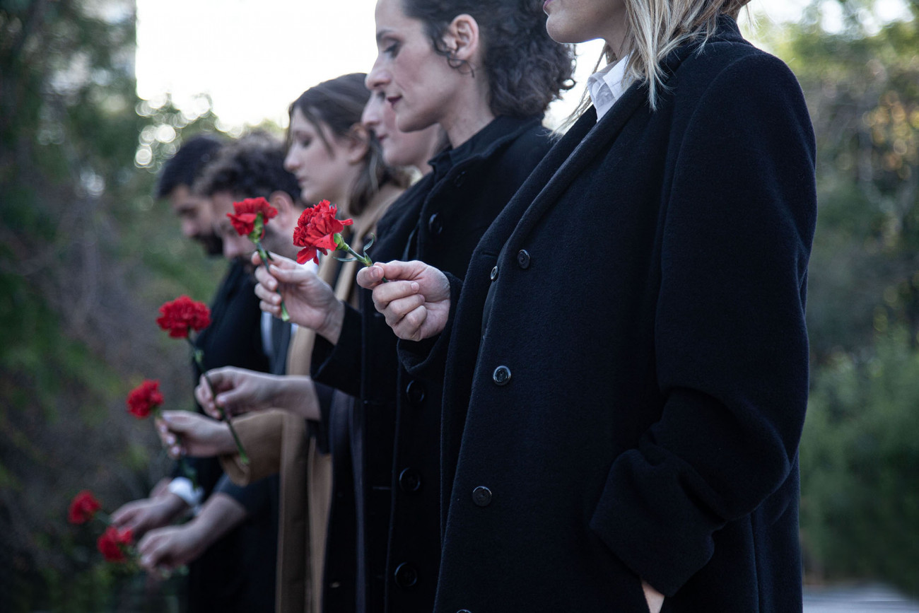 Το χαμόγελο του Νίκου Μπελογιάννη: Η Εντολή της Διδώς Σωτηρίου στο θέατρο