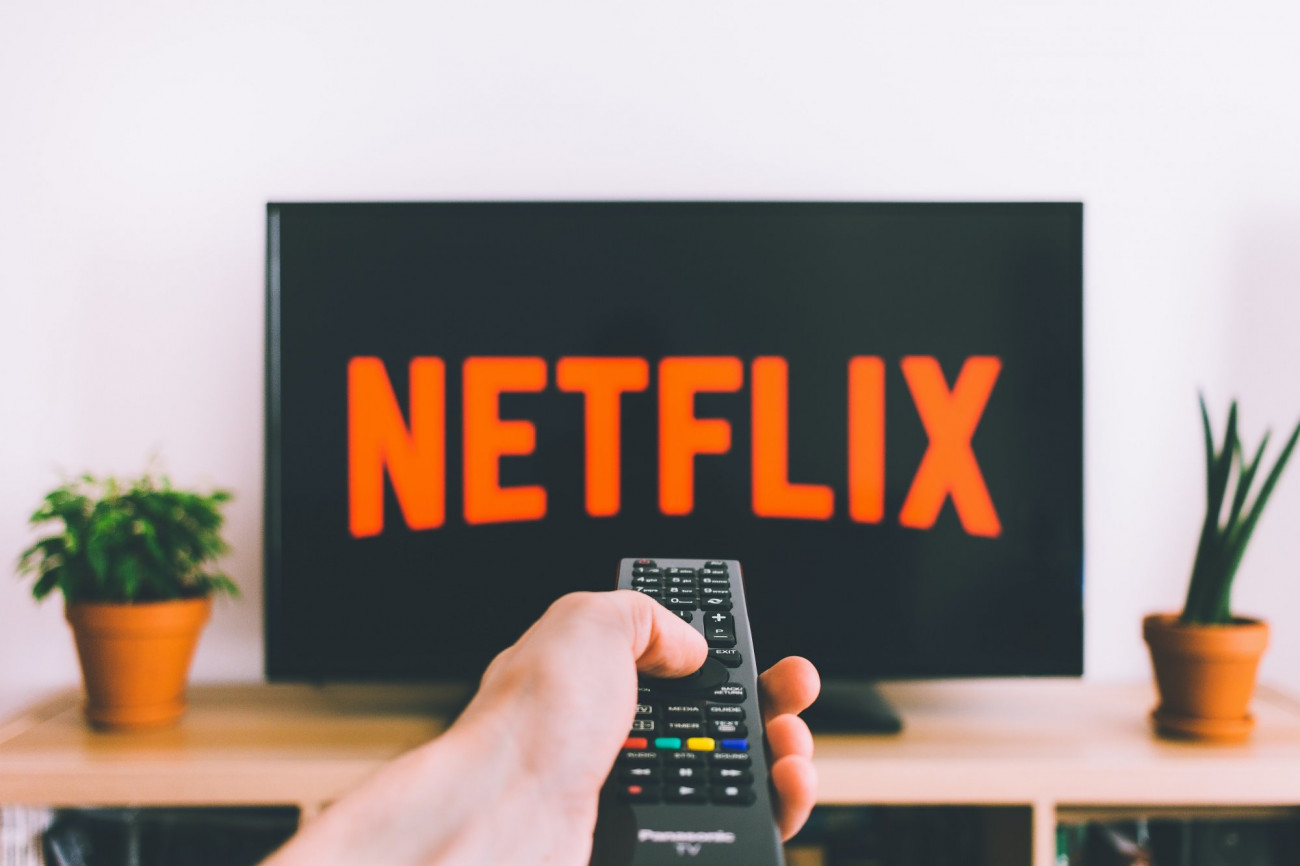 Έφοδος φορολογικών αρχών σε Netflix στη Γαλλία και την Ολλανδία