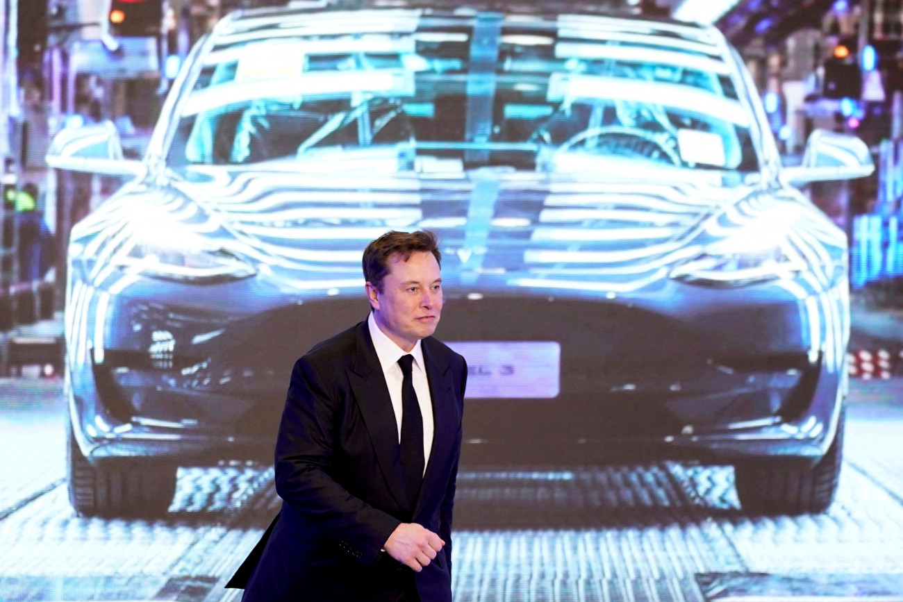 Tesla: Η κεφαλαιοποίηση ξεπέρασε το 1 τρισ. δολάρια μετά την επανεκλογή Τραμπ