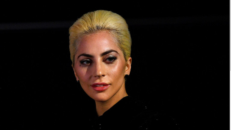 Η Lady Gaga και η περίπλοκη σχέση της με τον πατέρα της λόγω της υποστήριξής του στον Ντόναλντ Τραμπ