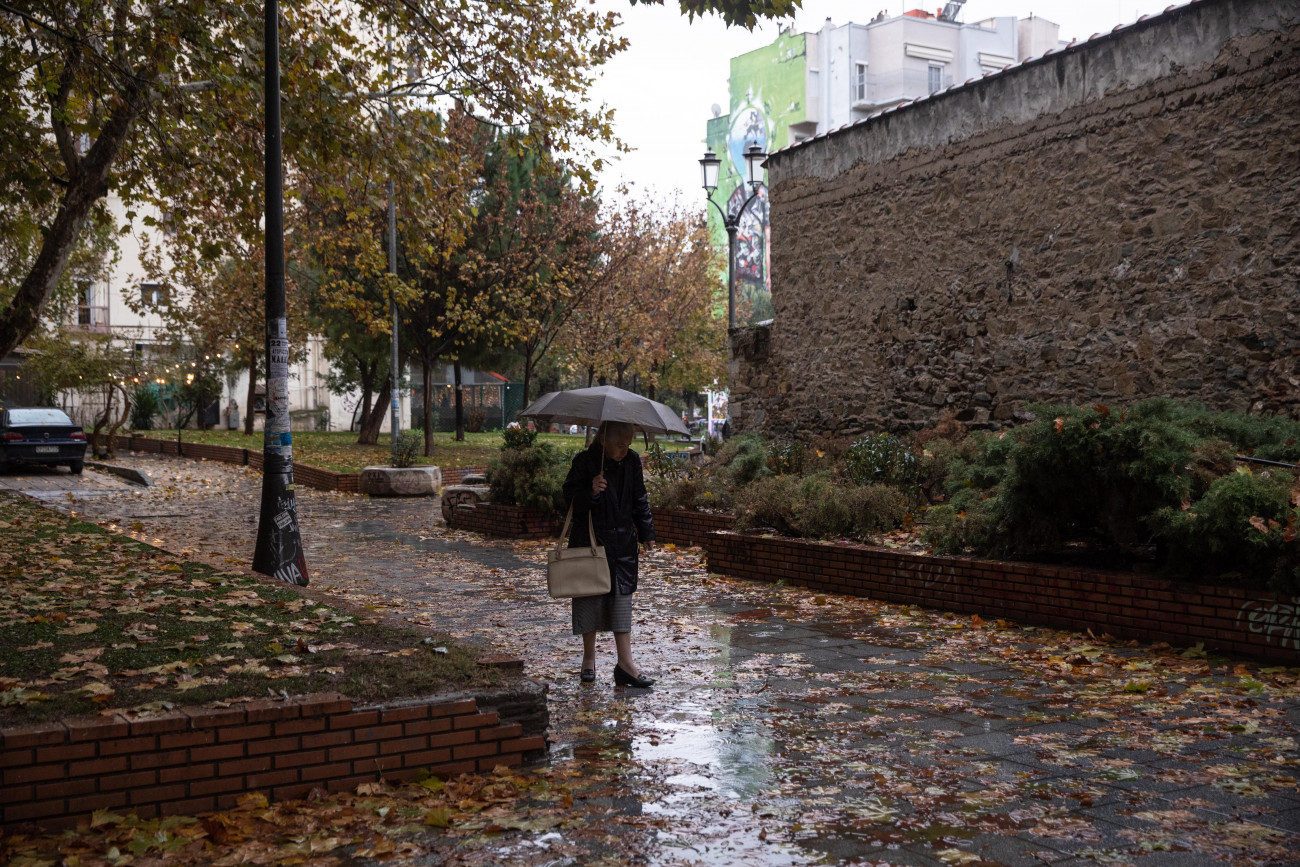 Αλλαγή του καιρού: καταιγίδες και χιονοπτώσεις στα ορεινά της χώρας