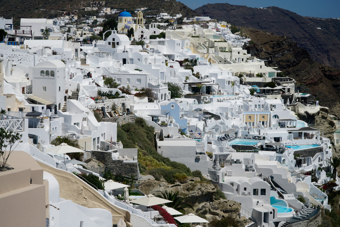 Μύκονος: Αυστηρότερα μέτρα στη δόμηση και στις βραχυχρόνιες μισθώσεις