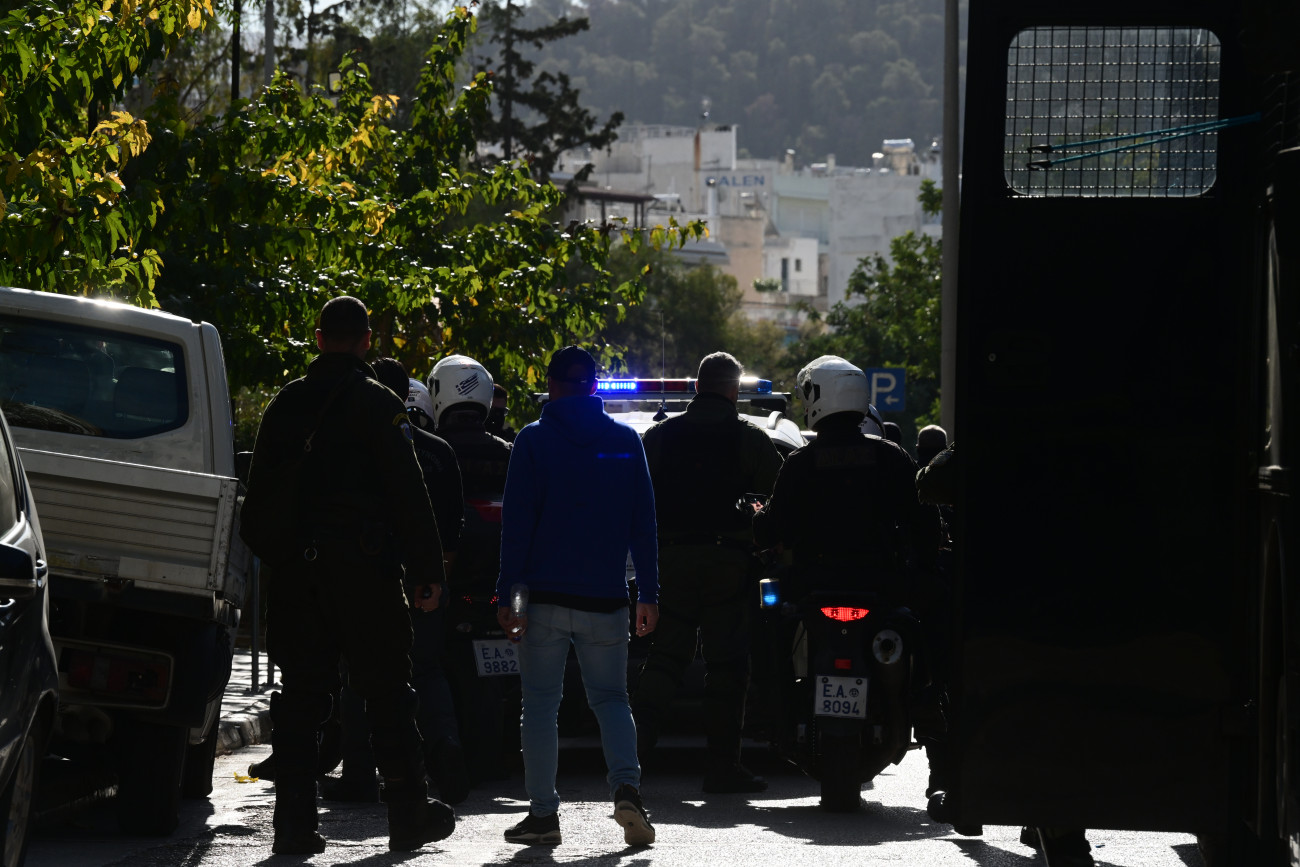 Σύλληψη φιλόλογου για τη γιάφκα στο Παγκράτι: Οι λεπτομέρειες της υπόθεσης