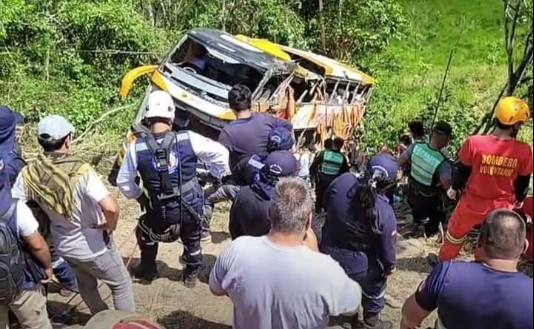 Περού: Δραματικό τροχαίο με 11 νεκρούς κατά τη διάρκεια σχολικής εκδρομής