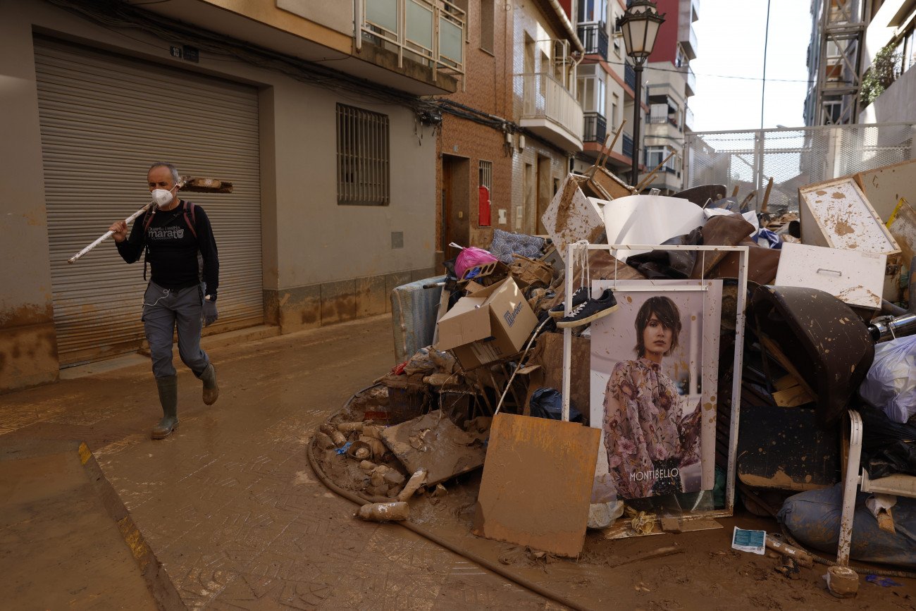 Ισπανία: Ψηφίστηκε τέσσερις ημέρες άδειας με αποδοχές σε ακραίες καιρικές συνθήκες