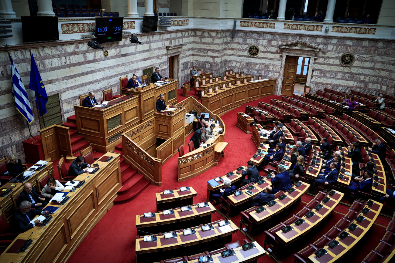 Βουλή: Υπερψήφιστηκαν οι ρυθμίσεις ενίσχυσης του ΕΣΥ και οι αλλαγές στην υγειονομική πολιτική