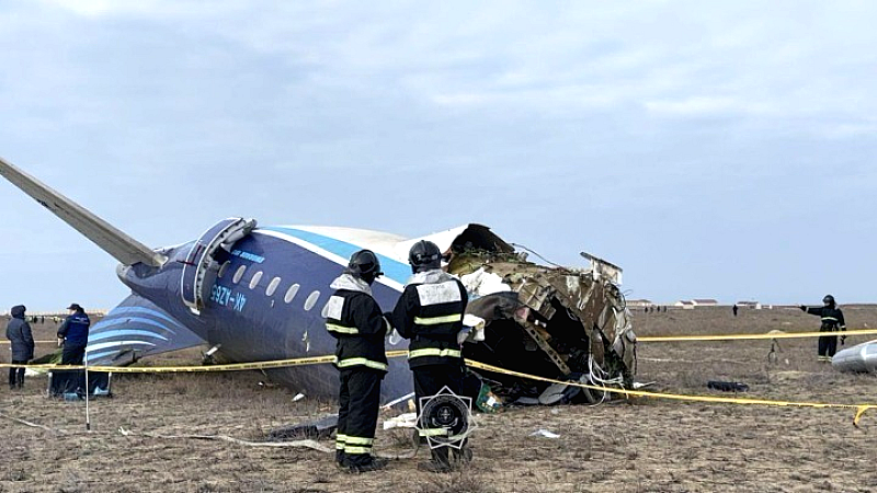 Azerbaijan Airlines: Εξωτερική παρέμβαση στην πτώση του αεροσκάφους