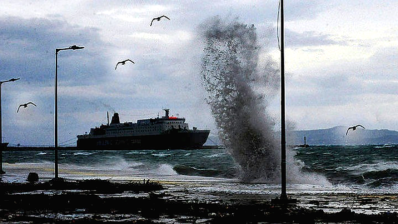 Απαγόρευση απόπλου σε λιμάνια λόγω θυελλωδών ανέμων στο Αιγαίο