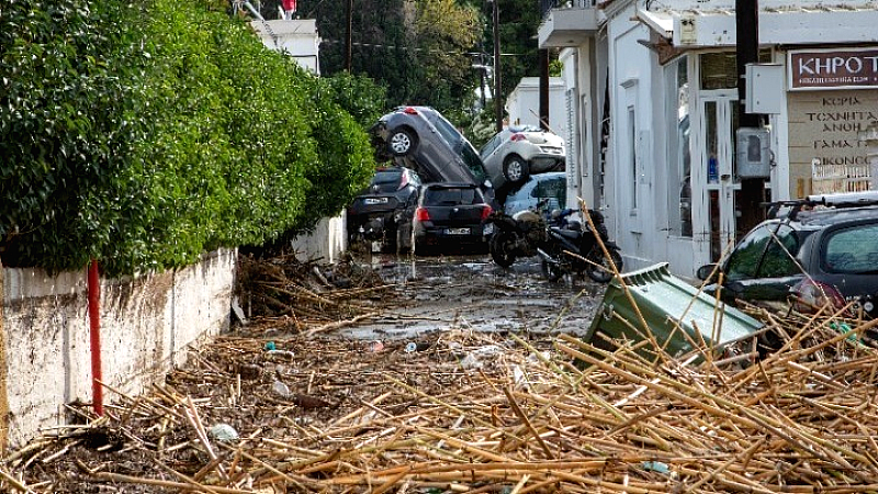 Κατάσταση έκτακτης ανάγκης για τη Ρόδο λόγω κακοκαιρίας