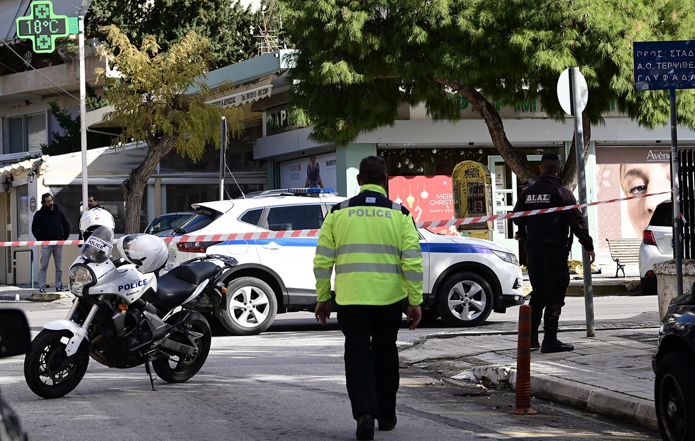 Γλυφάδα: Στη φυλακή οι δύο Τούρκοι για τη διπλή δολοφονία