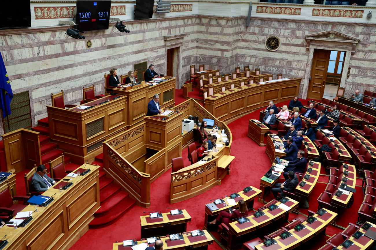 Πρόταση νόμου του ΚΚΕ για τις συλλογικές συμβάσεις εργασίας με τη στήριξη 627 συνδικαλιστικών οργανώσεων