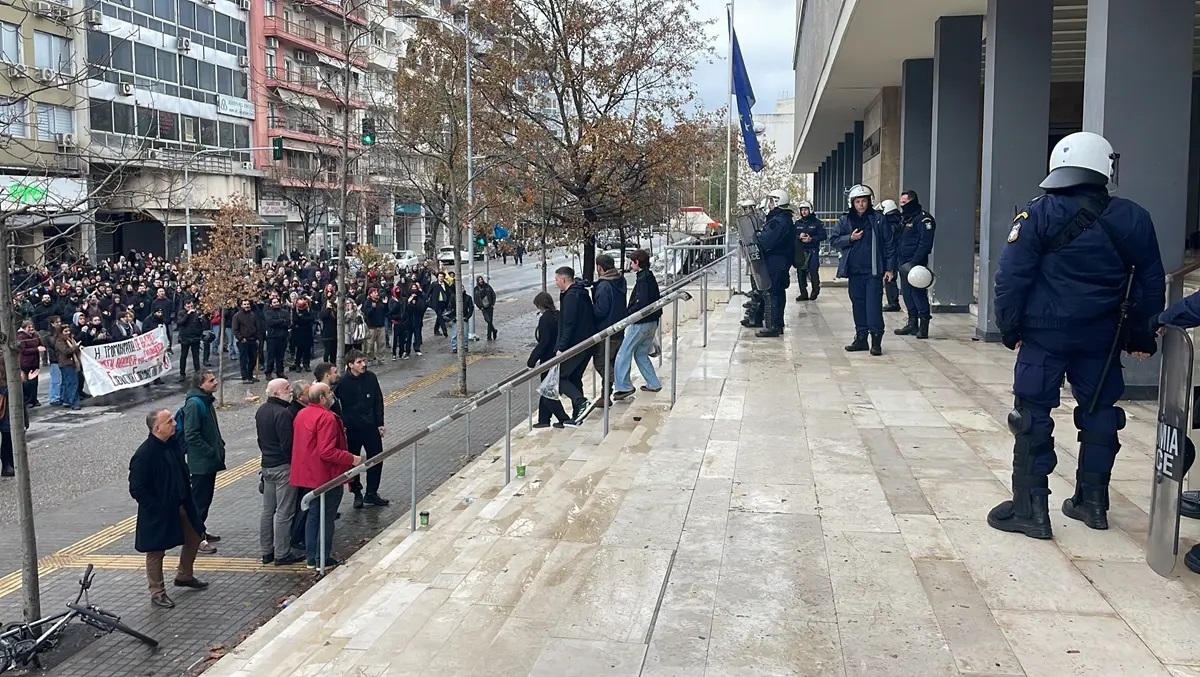 Θεσσαλονίκη: Αφέθηκαν ελεύθεροι οι 109 συλληφθέντες για τα επεισόδια στην επέτειο της δολοφονίας Γρηγορόπουλου