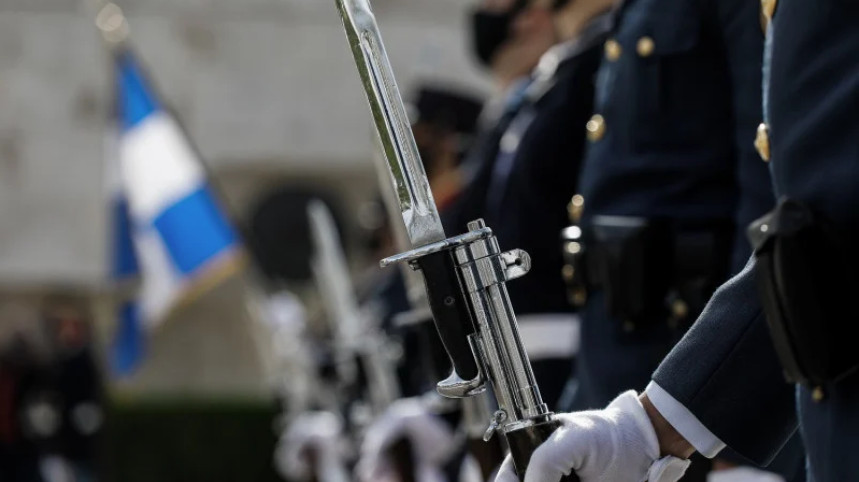 Αναμόρφωση του μισθολογικού πλαισίου για τους μαθητές των Σχολών Ενόπλων Δυνάμεων