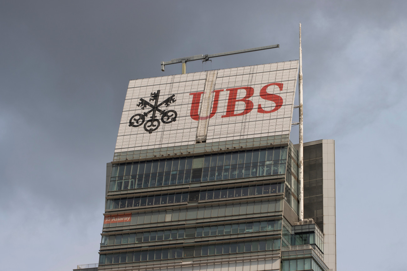 Επενδύσεις: Οι έξι κανόνες της UBS για το 2025 και οι προσαρμογές που απαιτούνται στις γιορτές