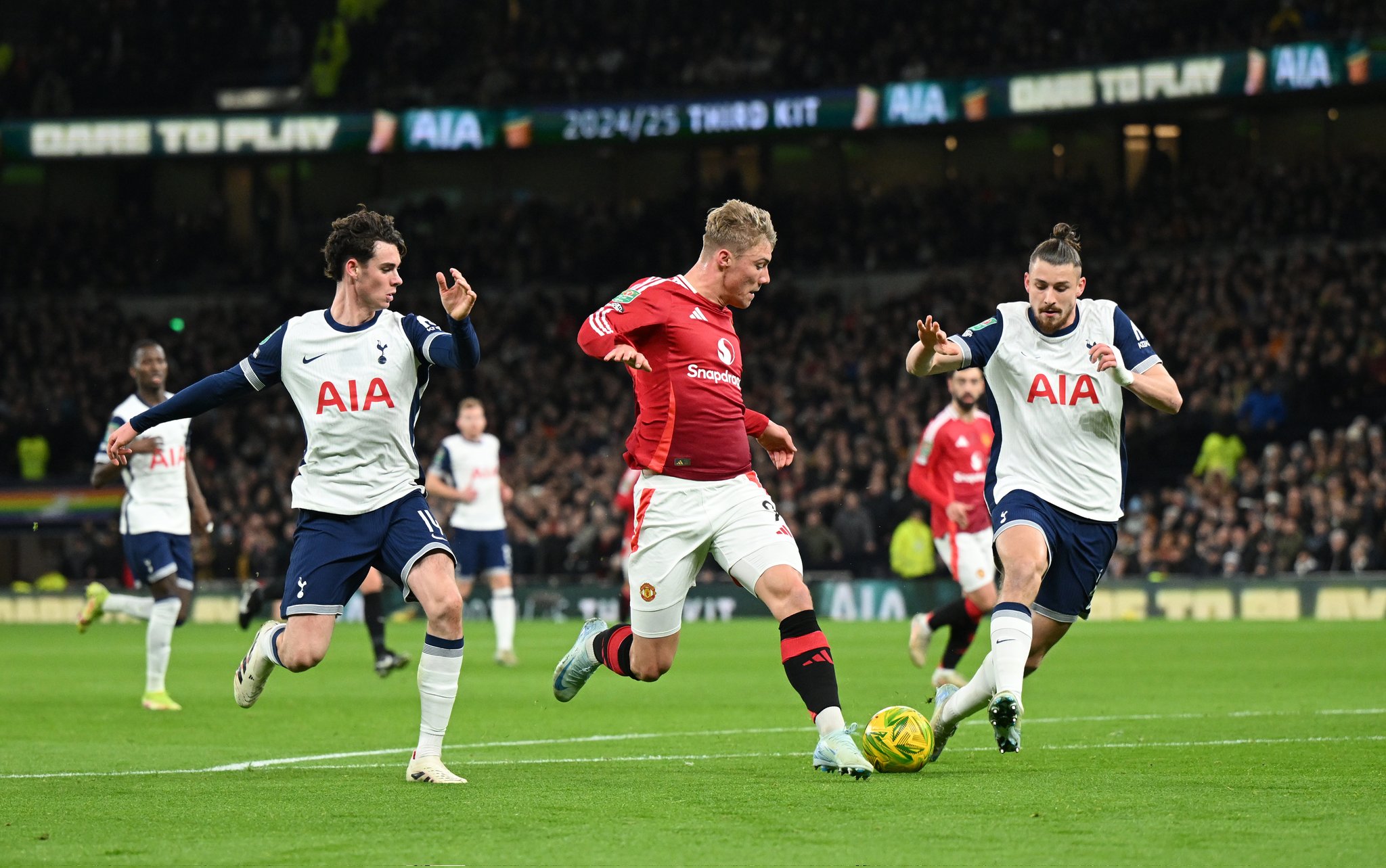 EFL Cup: Η Τότεναμ προκρίθηκε στα ημιτελικά με δραματική νίκη επί της Μάντσεστερ Γιουνάιτεντ (4-3)