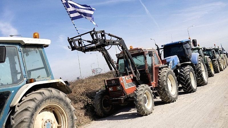 Αυξημένος αριθμός τρακτέρ στην Κεντρική Μακεδονία χωρίς αποκλεισμούς δρόμων