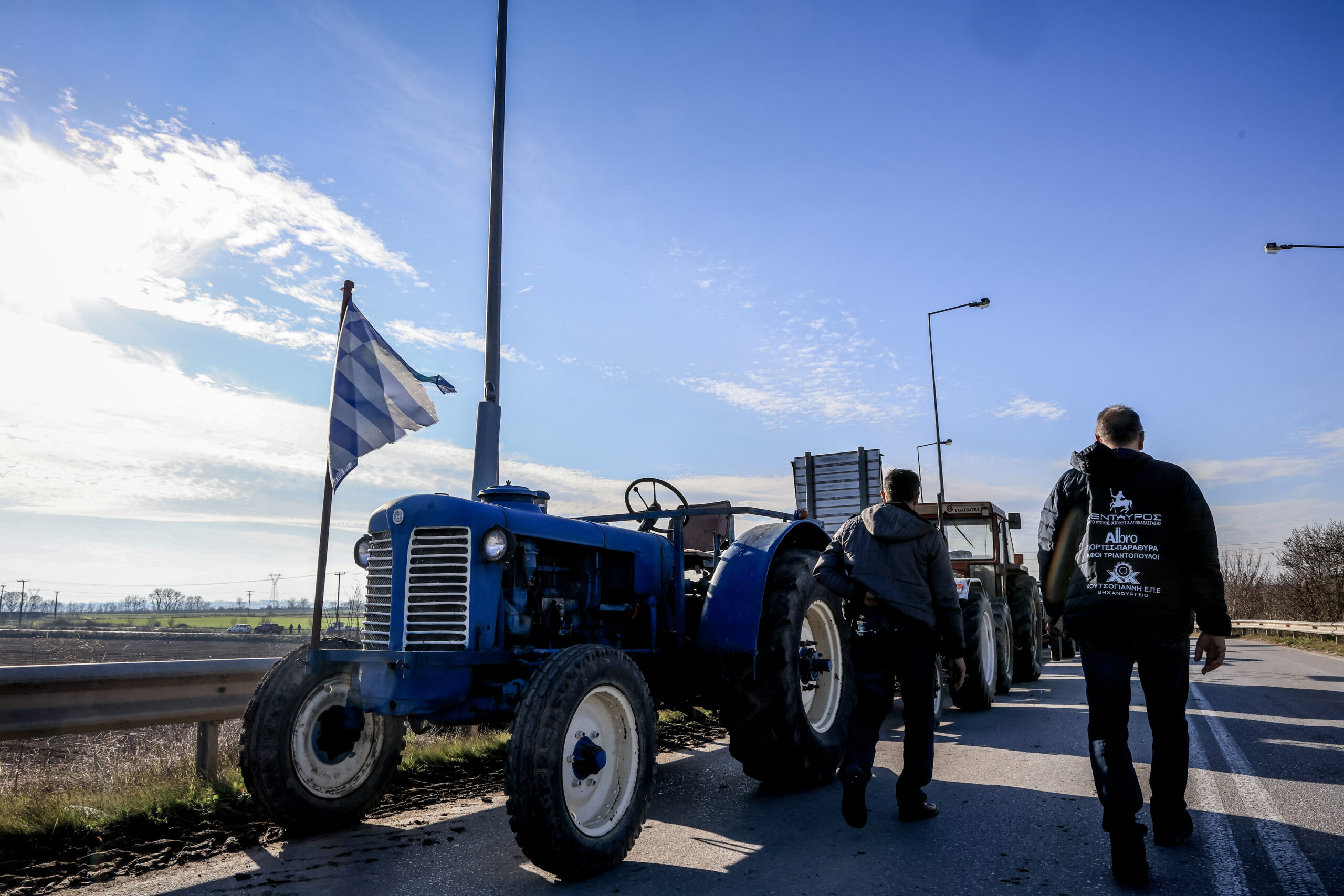 Ο Μητσοτάκης “μαλακώνει” τους αγρότες με ρύθμιση για τα “κόκκινα” δάνεια