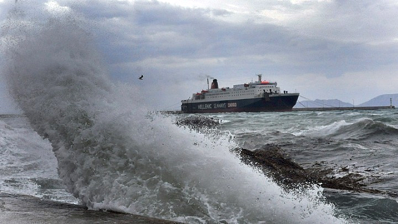 Απαγόρευση απόπλου σε αρκετές θαλάσσιες περιοχές λόγω θυελλωδών ανέμων