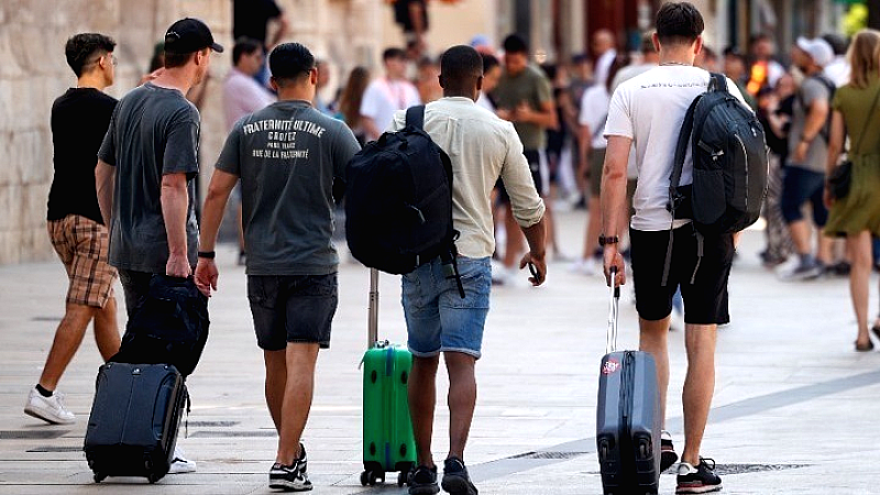 Ισπανία: Η οικονομία αναπτύσσεται με ρυθμό 3,2% το 2024, καταγράφοντας την καλύτερη επίδοση στην ευρωζώνη