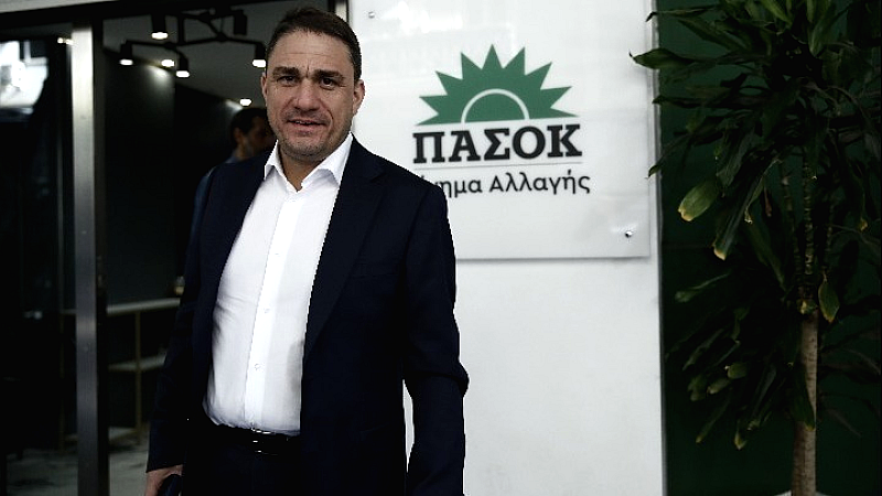 Κ. Τσουκαλάς: Ανησυχία για τη μείωση του επιδόματος ανεργίας από τη ΝΔ