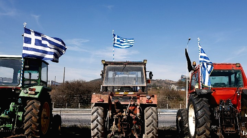 Αγρότες Θεσσαλίας: Κλιμακώνουν τις διαμαρτυρίες για άμεσες λύσεις