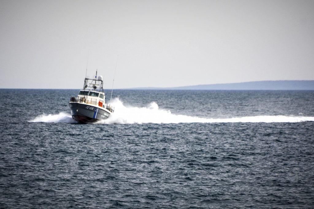 Ναυάγιο ανατολικά της Ρόδου: Δύο νεκροί και 63 διασωθέντες