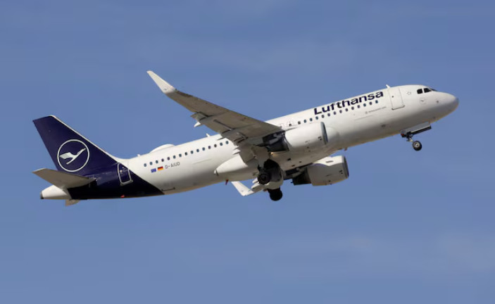 Γερμανία: Η Lufthansa προγραμματίζει 10.000 προσλήψεις και προχωρά στην εξαγορά της ITA