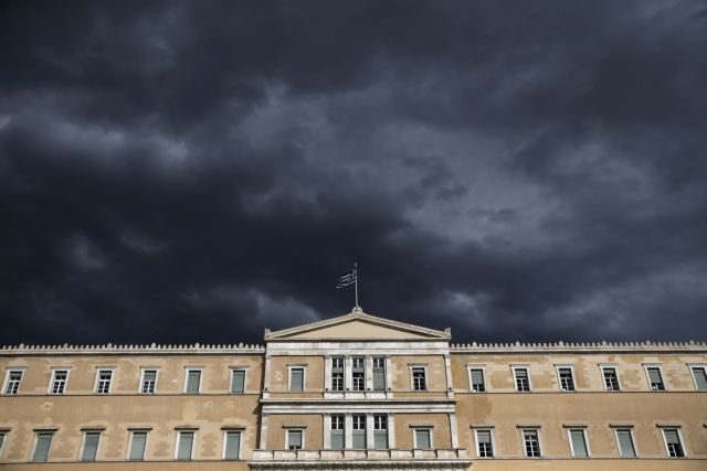 Δημοσκοπήσεις: Απαισιόδοξες προσδοκίες για το 2025 καθώς οι πολιτικές ισορροπίες παραμένουν αμετάβλητες