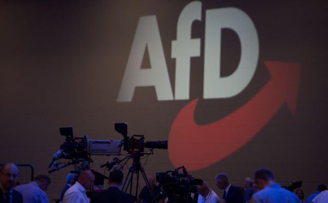 Γερμανία: Η AfD προκαλεί αντιδράσεις με φυλλάδια που προωθούν ξενοφοβικές ατζέντες