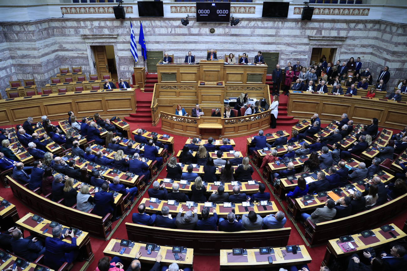 Live: Η απάντηση του Μητσοτάκη στην επίκαιρη ερώτηση του Ανδρουλάκη για τους αγρότες