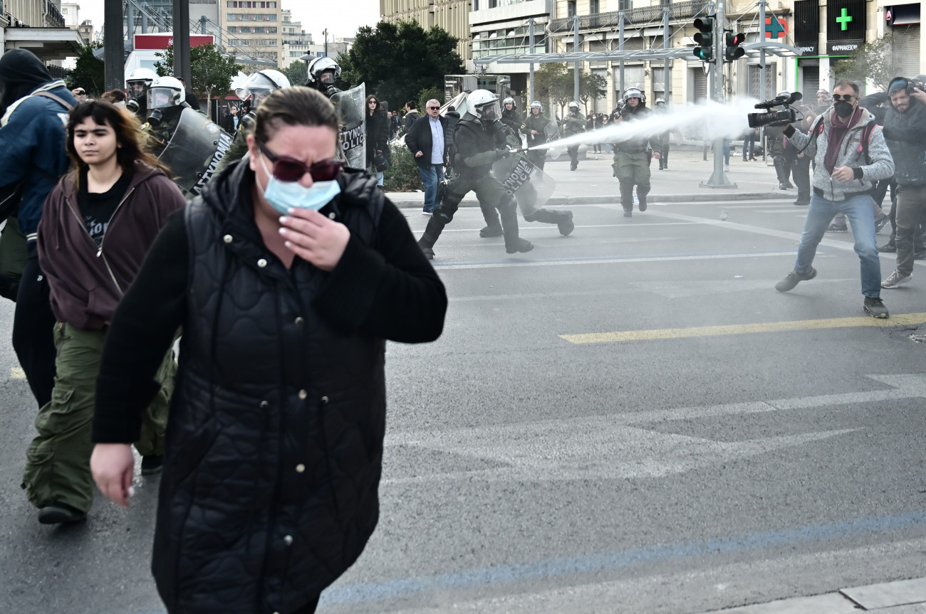 Τέμπη: Αντίκτυπος της καταστολής από την κυβέρνηση στη μαζική διαδήλωση