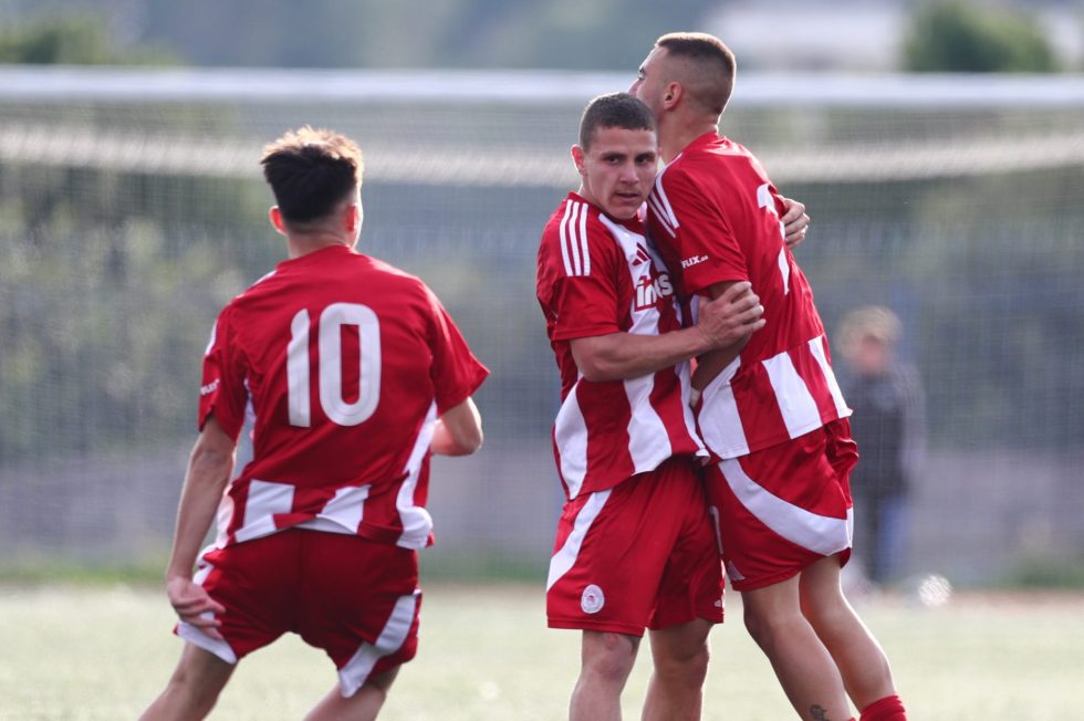 Ολυμπιακός – Παναθηναϊκός 2-1: Διέλυσε το ντέρμπι των Νέων με γκολ του Τουφάκη στην εκπνοή