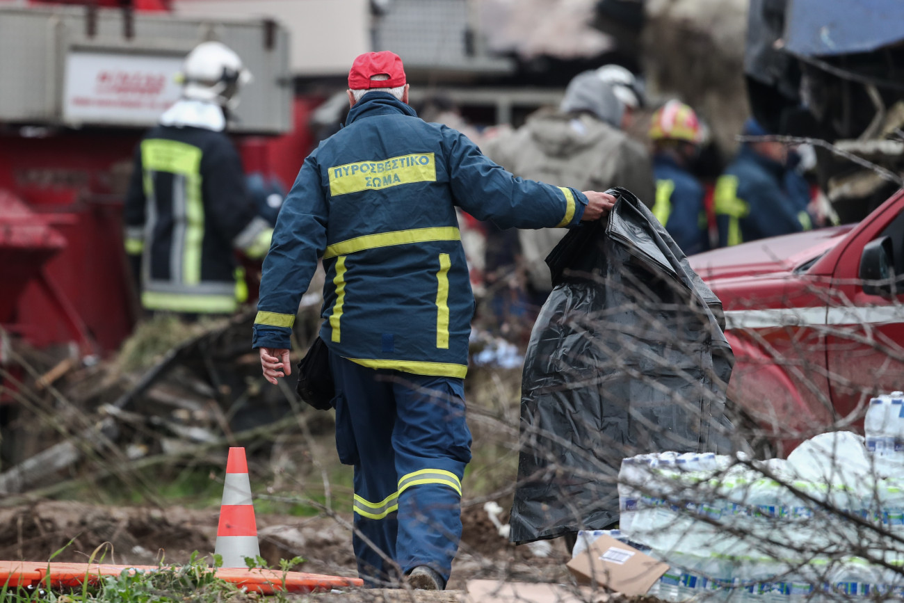 Νέα ερωτήματα σχετικά με το πόρισμα της Πυροσβεστικής και το βίντεο ντοκουμέντο από το δυστύχημα των Τεμπών