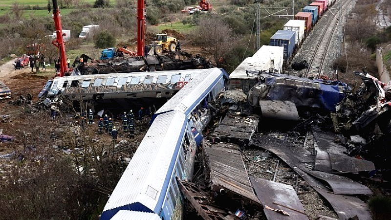 Καμία ένδειξη ύποπτου φορτίου στο τρένο των Τεμπών, σύμφωνα με τους δικαστικούς πραγματογνώμονες