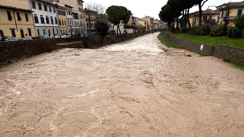 Κακοκαιρία έπληξε το νησί Έλβα στην Τοσκάνη