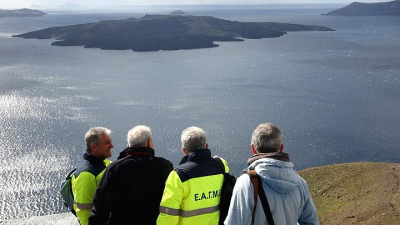 Σημαντική πρωτοβουλία: Εγκατάσταση παλιρροιογράφου στη Σαντορίνη από τον Κώστα Συνολάκη