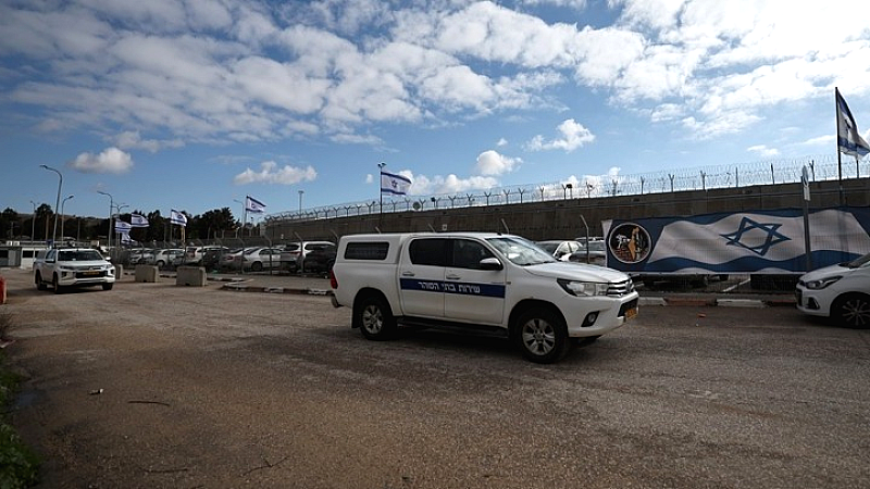 Αφιξή λεωφορείου με απελευθερωμένους Παλαιστίνιους στη Δυτική Όχθη