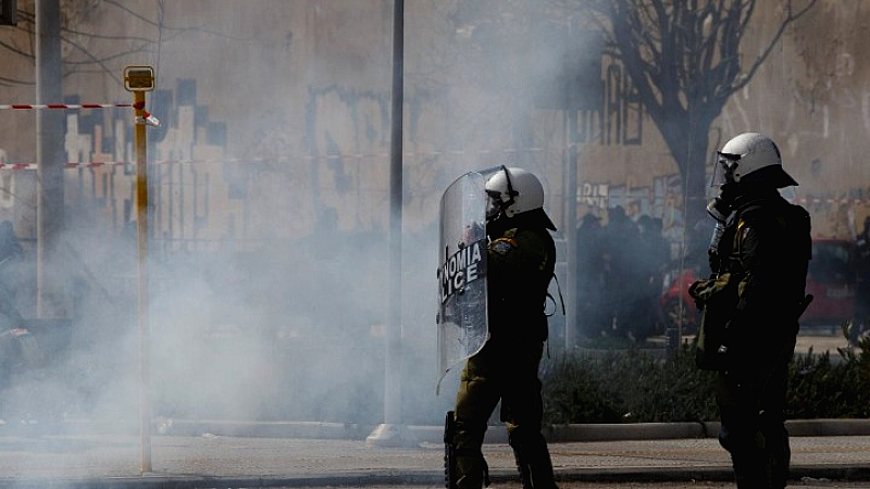 Σύλληψη και 45 προσαγωγές έπειτα από τη διαμαρτυρία για τα θύματα των Τεμπών