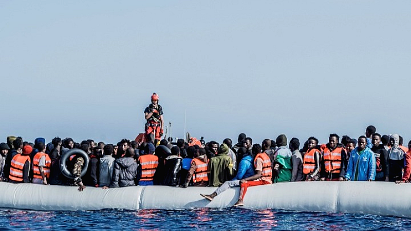 Τουλάχιστον 29 πτώματα μεταναστών εντοπίστηκαν σε ομαδικούς τάφους στη Λιβύη