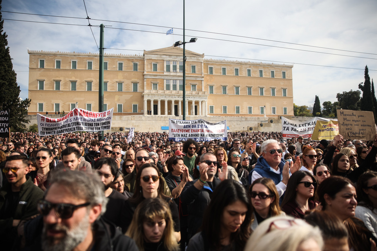 Τέμπη: Οι κινητοποιήσεις φέρνουν αναταράξεις στο πολιτικό σκηνικό