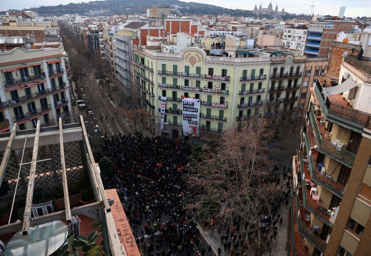 Βαρκελώνη: Ο δήμος επενδύει στην κοινωνική στέγαση μέσω της αγοράς κτιρίου