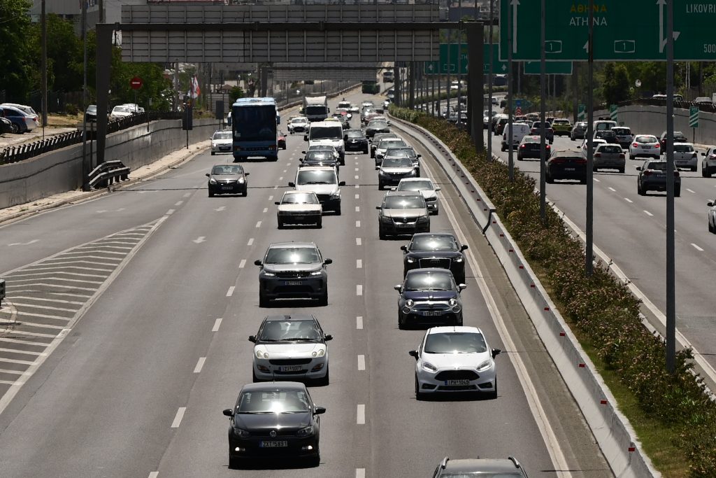 Έρχεται το ψηφιακό πελατολόγιο: Πώς θα παρακολουθούνται τα οχήματα από την ΑΑΔΕ