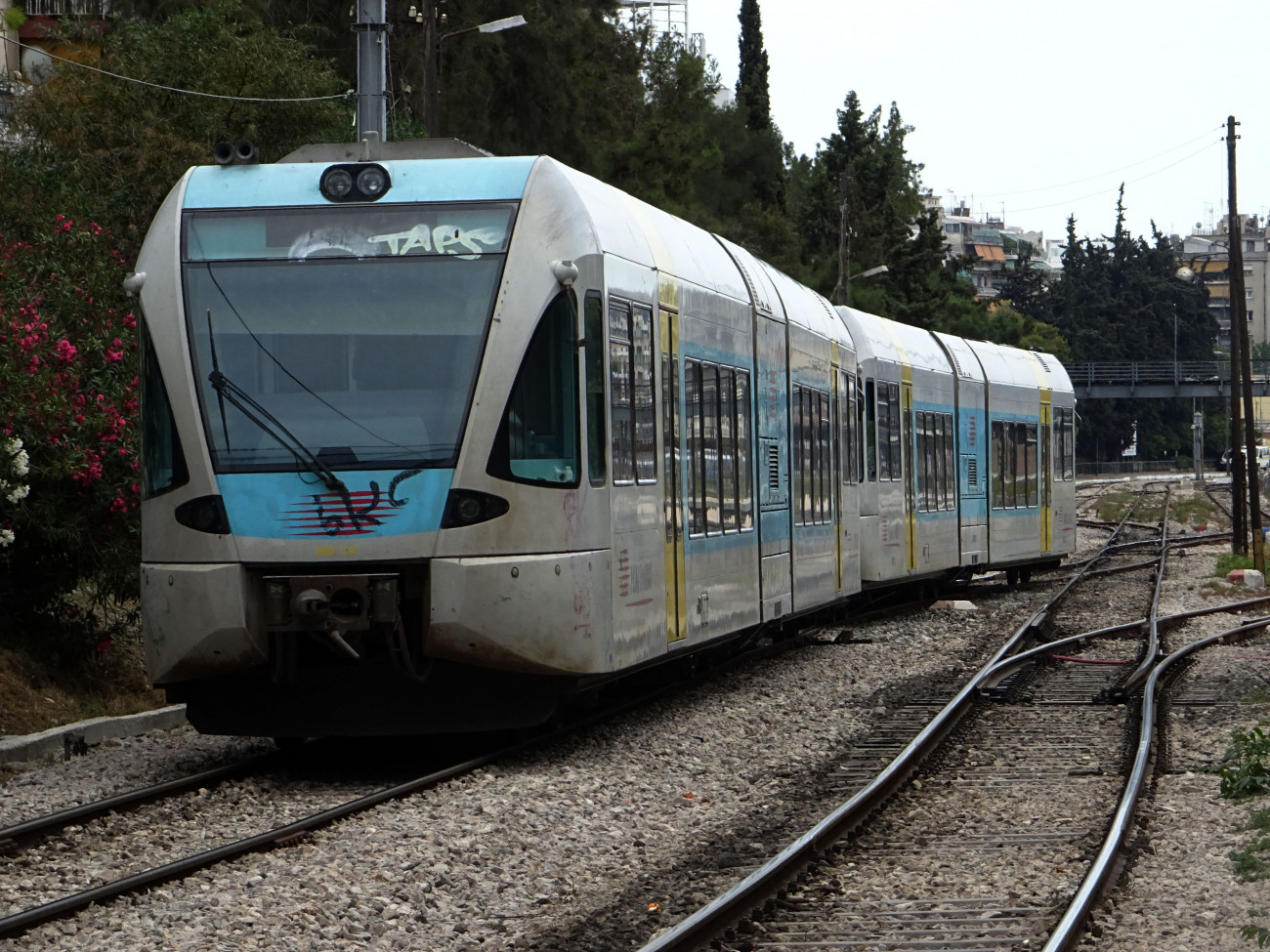 Προβλήματα στο σύστημα κλιματισμού προκάλεσαν καπνούς στο βαγόνι του προαστιακού, σύμφωνα με την Hellenic Train