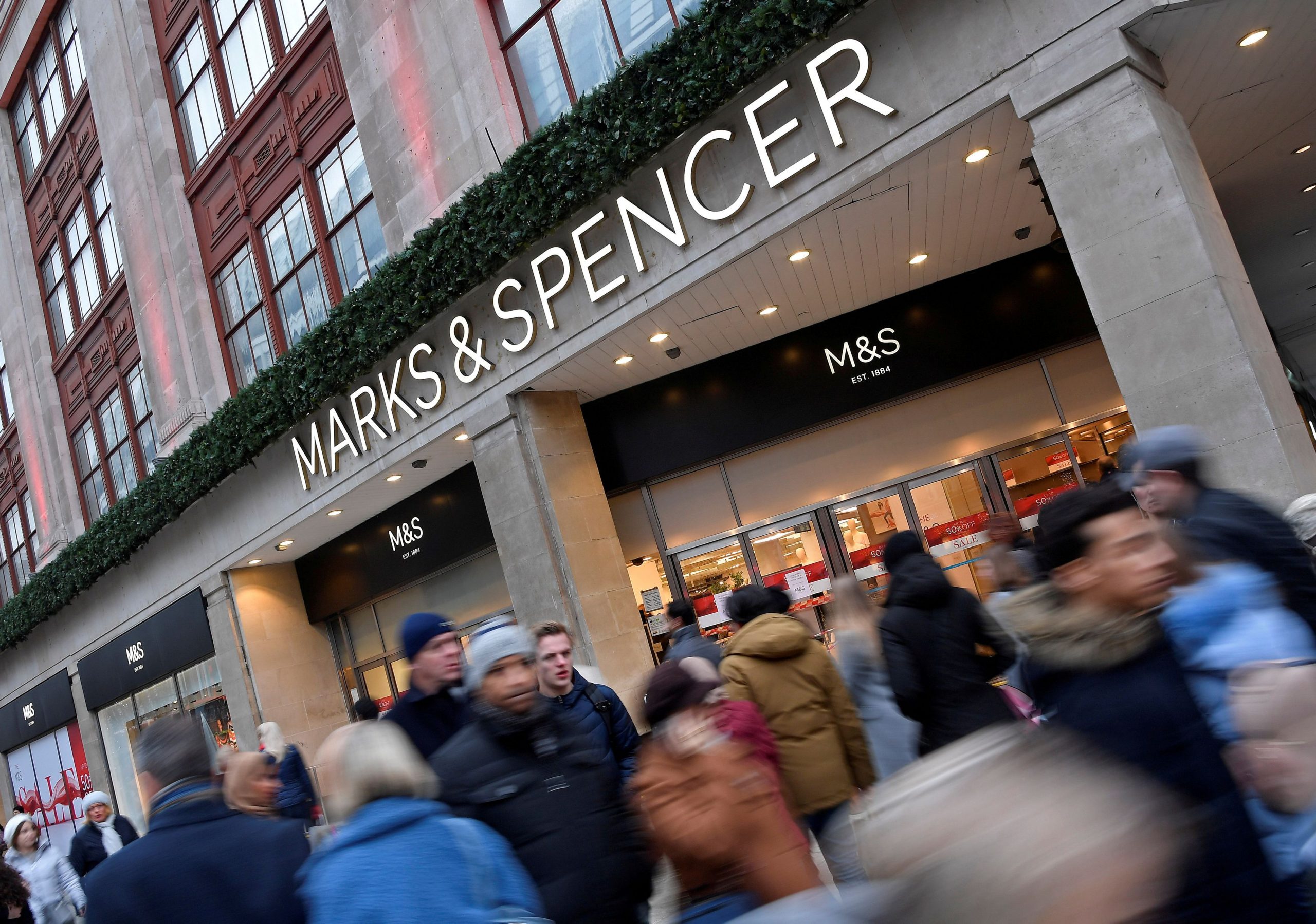 Marks & Spencer: Απαγορεύστε τους νέους φόρους – Δεν είμαστε κουμπαράς