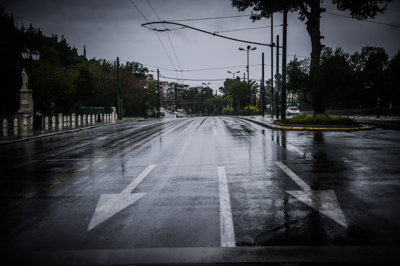 Καιρικές συνθήκες: Βροχές, παγετός και χιονοπτώσεις