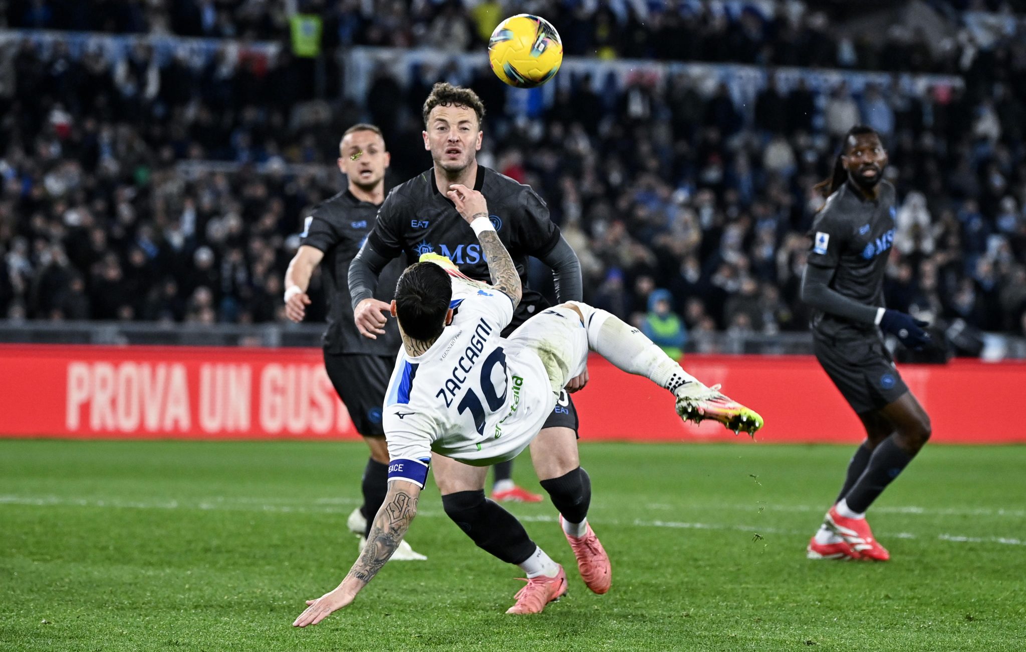 Λάτσιο – Νάπολι 2-2: Συναρπαστική αναμέτρηση στο Ολίμπικο, η Ίντερ κερδίζει έδαφος