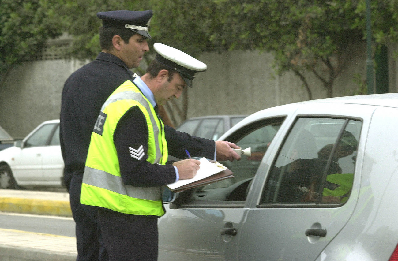 Αττική: Σύλληψη 34χρονης για επικίνδυνη οδήγηση υπό την επήρεια μέθης